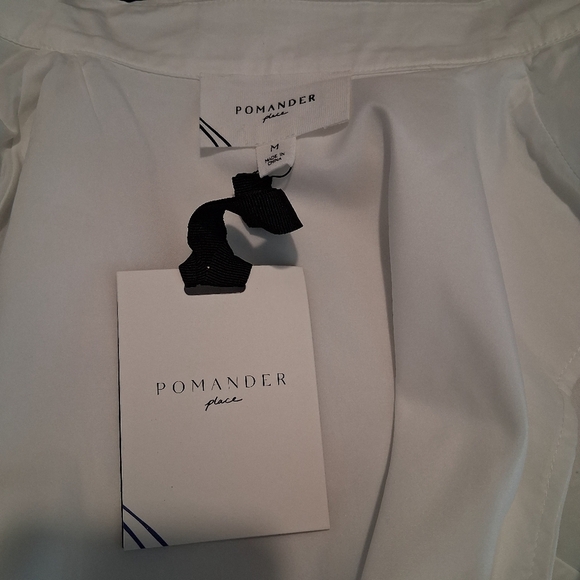 Tuckernuck Pomander Place White Paulina Top Size Medium NWT - Picture 10 of 11
